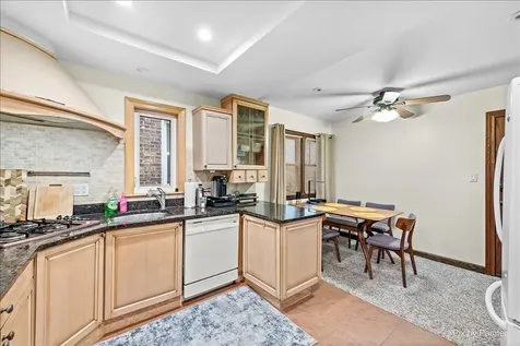 4962 North Mason Avenue Chicago IL 60630