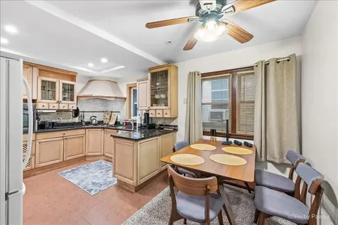 4962 North Mason Avenue Chicago IL 60630