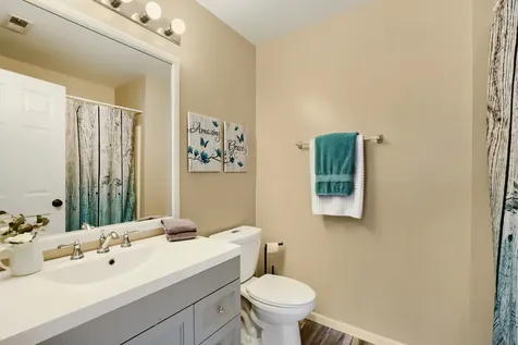 233 Nicole Drive South Elgin IL 60177