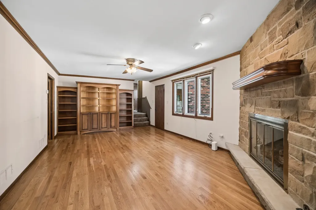 14234 Meadowview Court Orland Park IL 60462