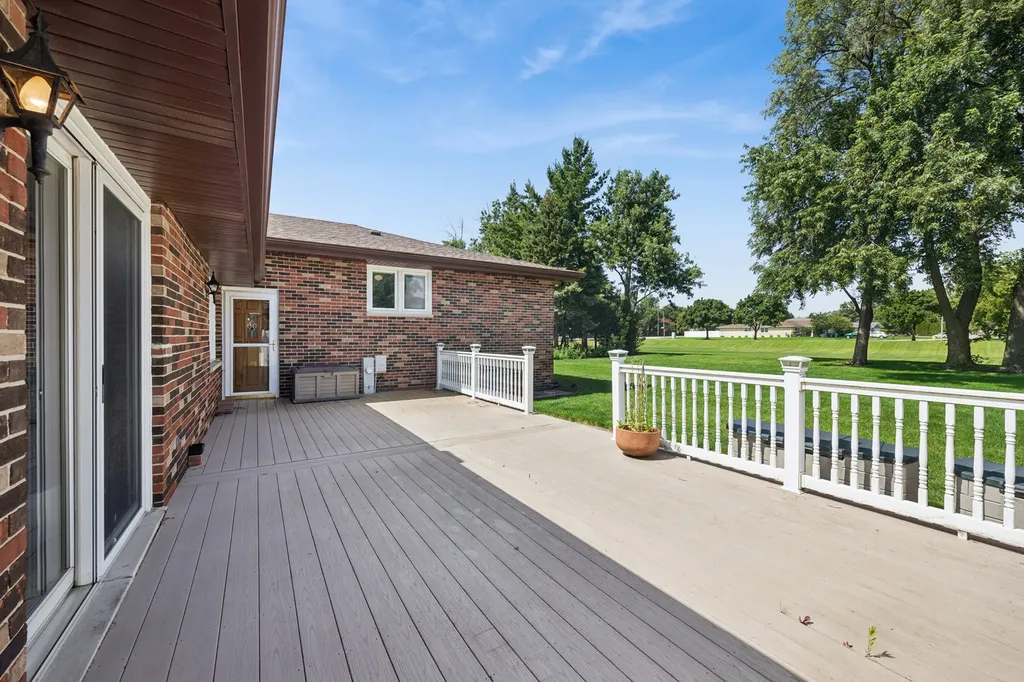 14234 Meadowview Court Orland Park IL 60462