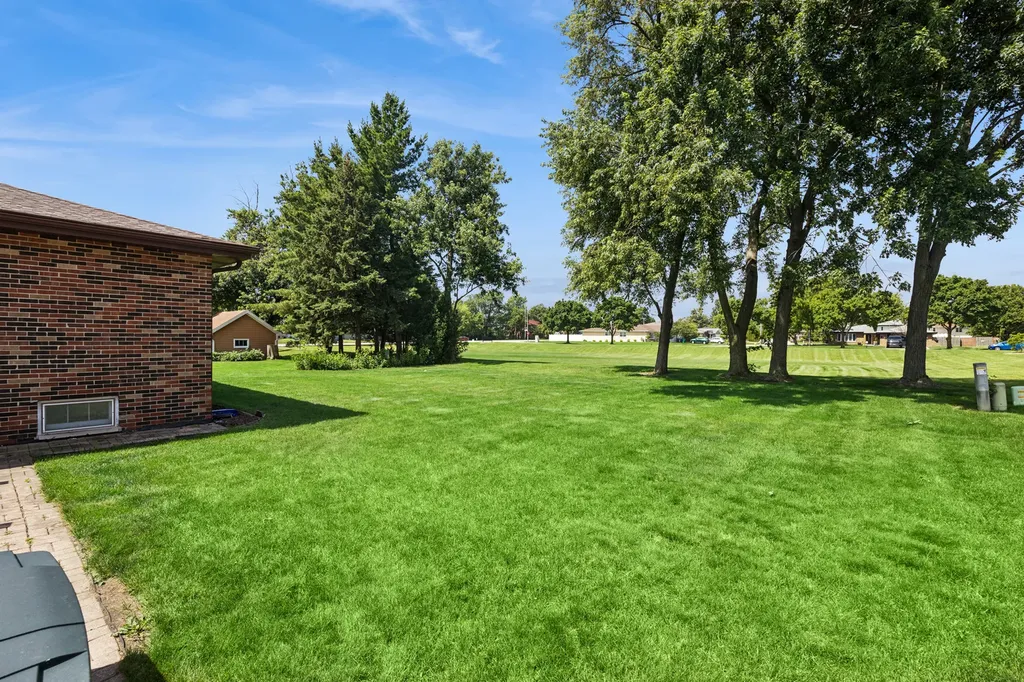 14234 Meadowview Court Orland Park IL 60462