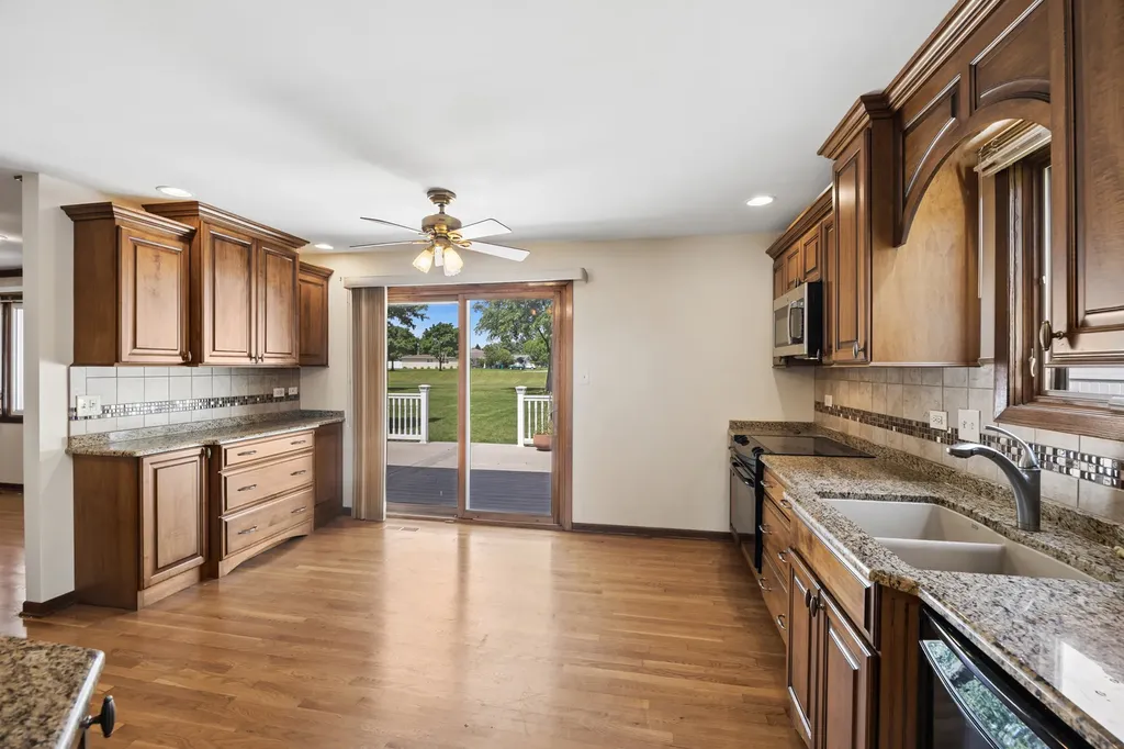 14234 Meadowview Court Orland Park IL 60462
