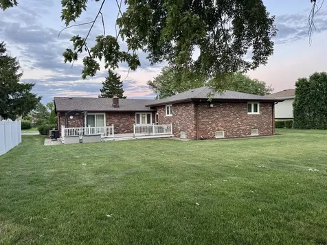 14234 Meadowview Court Orland Park IL 60462