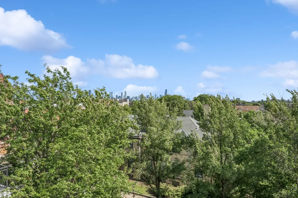 1644 West Diversey Parkway Chicago IL 60614