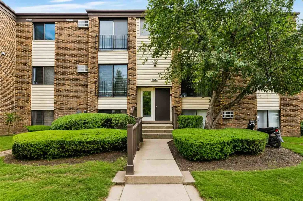 156 Dunteman Drive Glendale Heights IL 60139