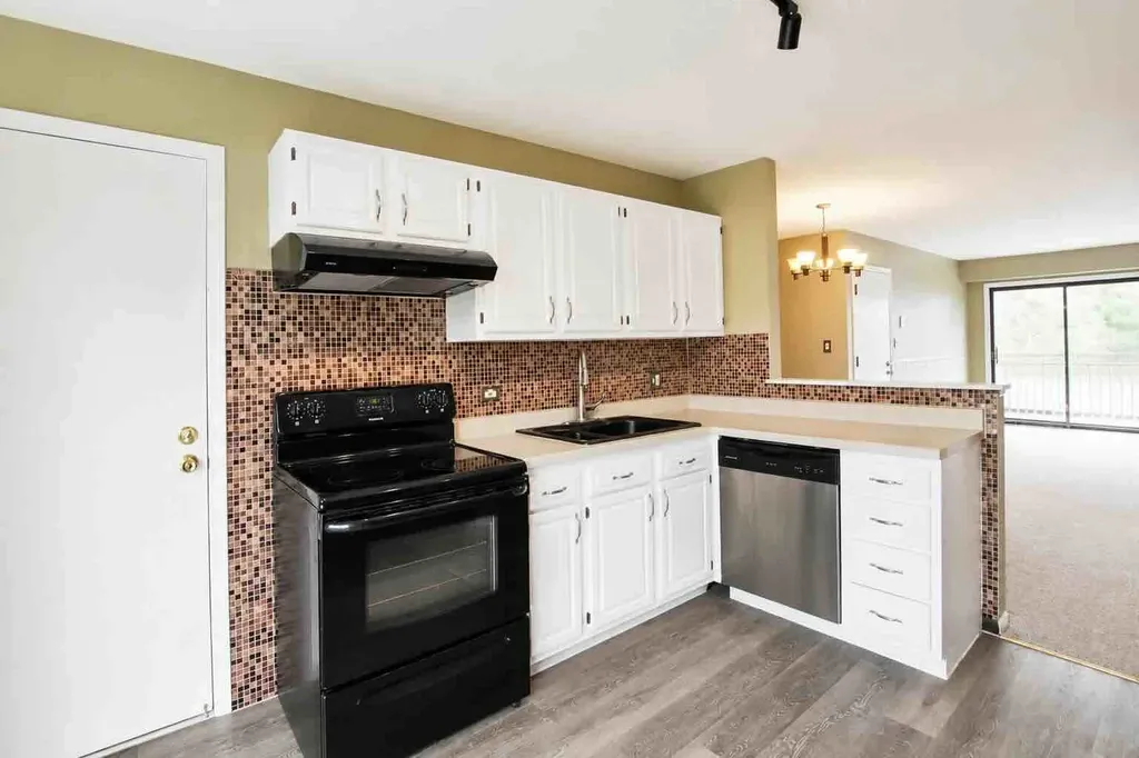 156 Dunteman Drive Glendale Heights IL 60139