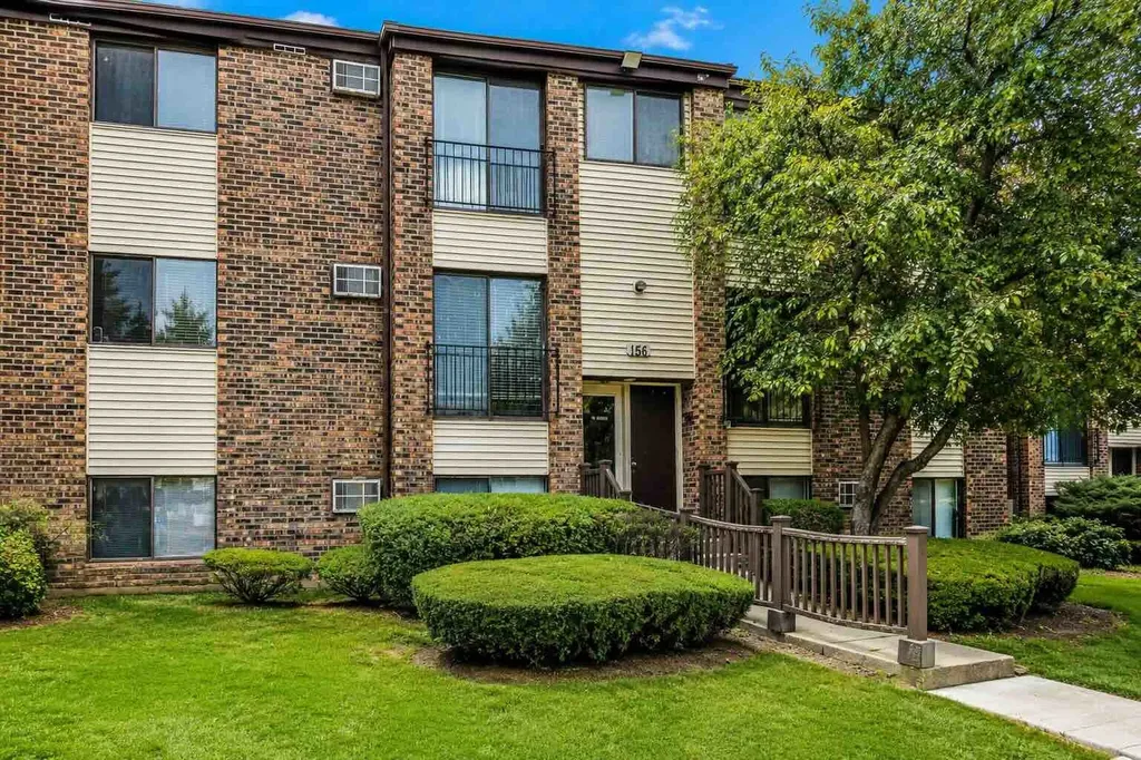 156 Dunteman Drive Glendale Heights IL 60139