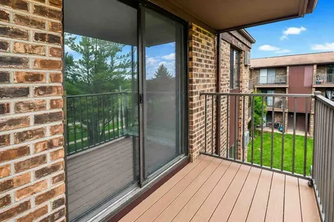 156 Dunteman Drive Glendale Heights IL 60139
