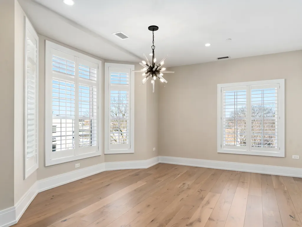 110 South Washington Street Naperville IL 60540