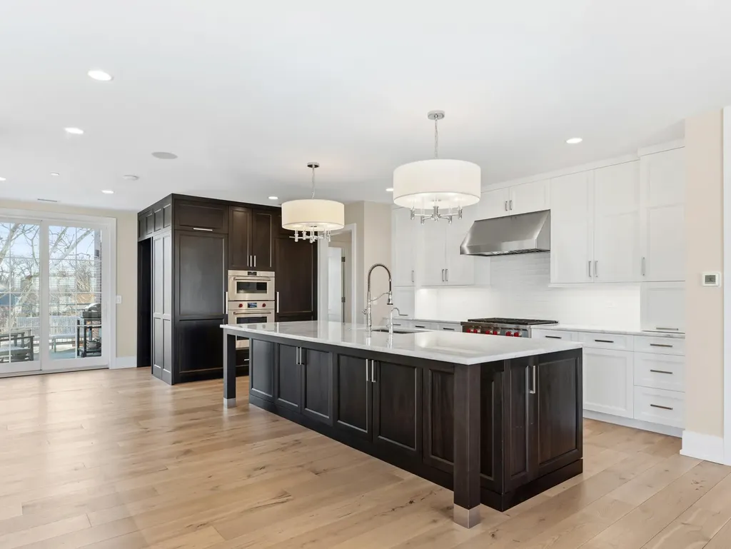 110 South Washington Street Naperville IL 60540