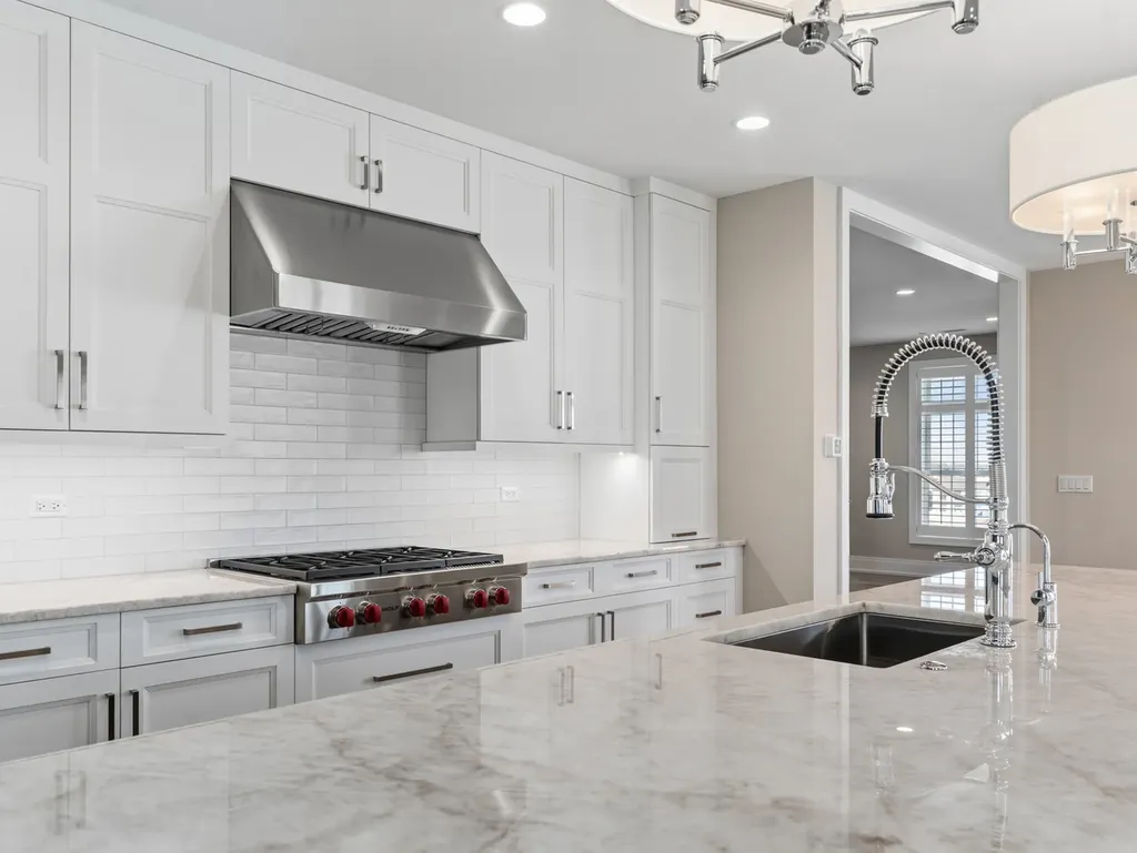 110 South Washington Street Naperville IL 60540