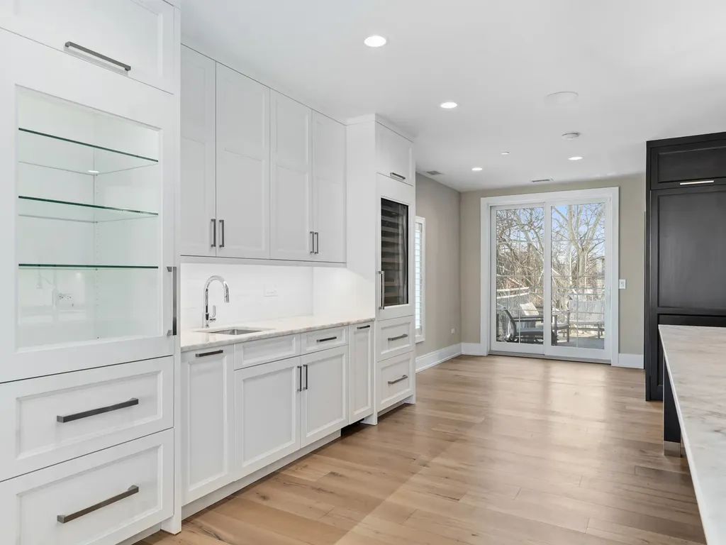 110 South Washington Street Naperville IL 60540