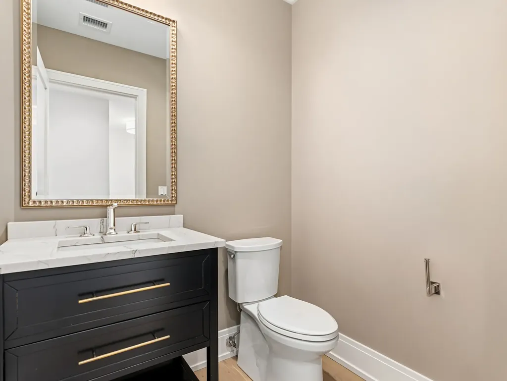 110 South Washington Street Naperville IL 60540