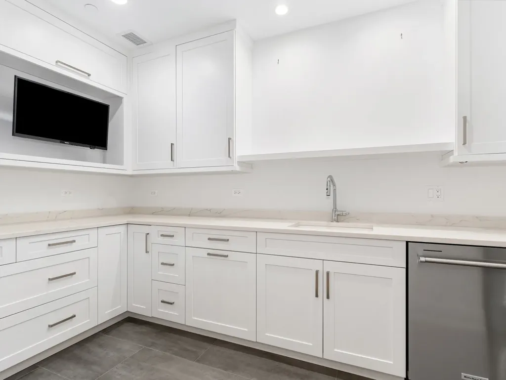 110 South Washington Street Naperville IL 60540