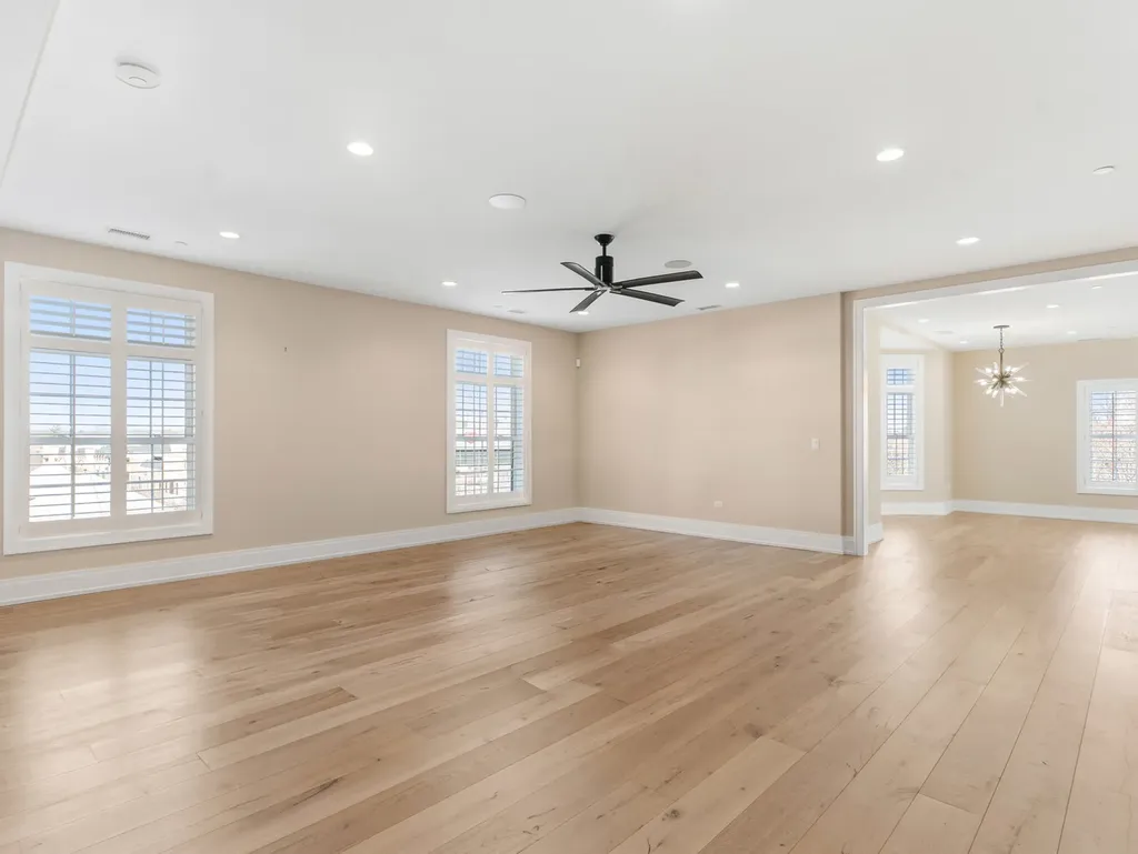 110 South Washington Street Naperville IL 60540