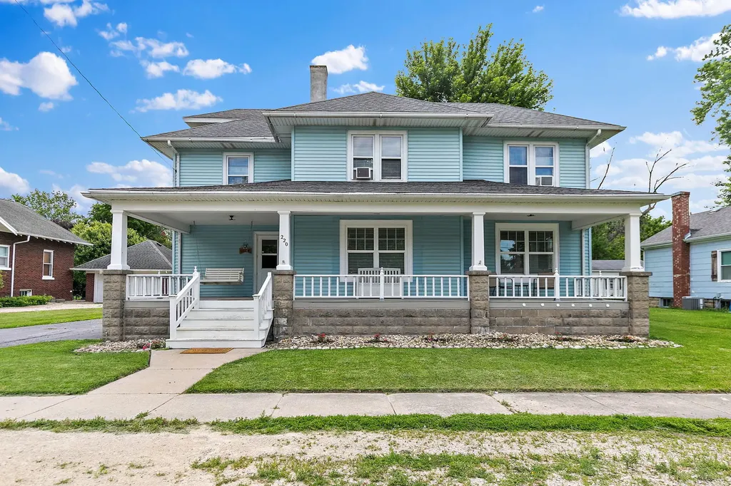 220 North Elm Street Leland IL 60531