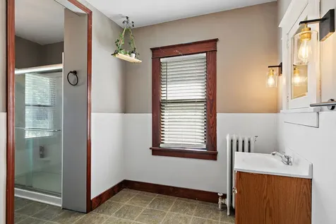 220 North Elm Street Leland IL 60531