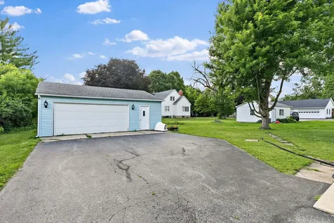 220 North Elm Street Leland IL 60531
