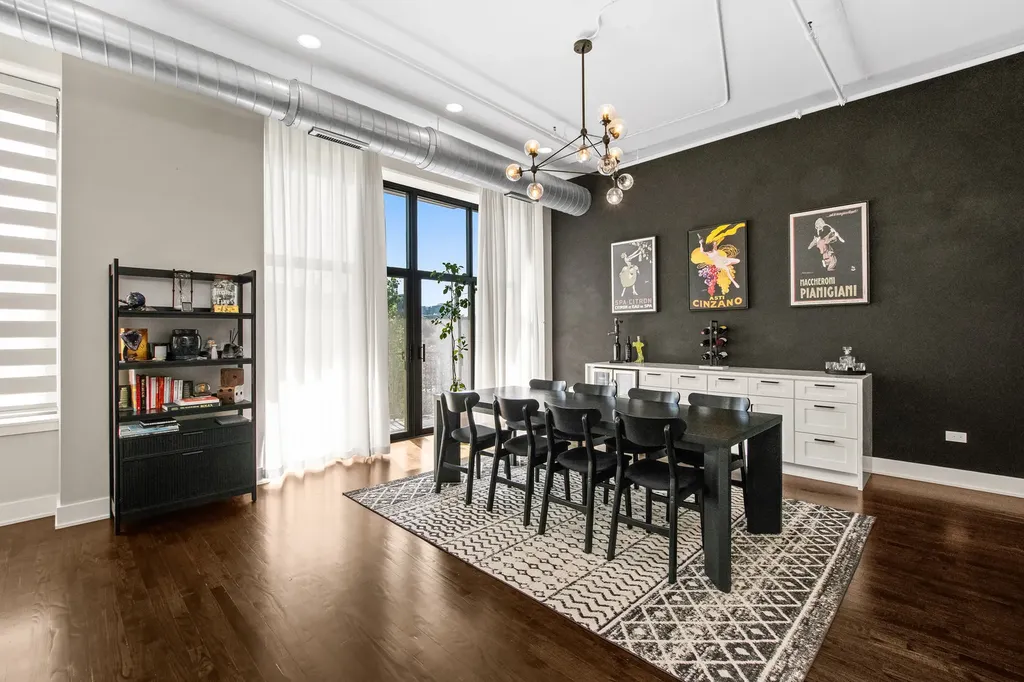 6 South Laflin Street Chicago IL 60607