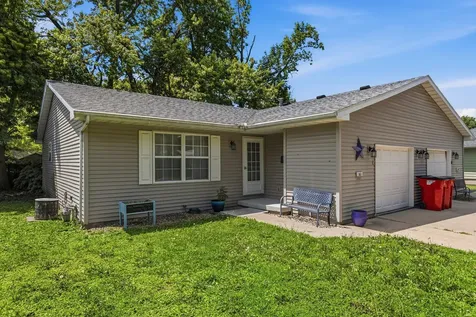 1615/1617 West Union Street Champaign IL 61821