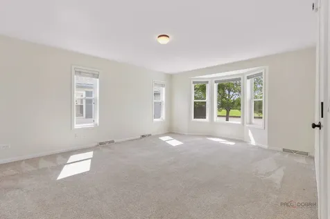 1815 Paddock Court Grayslake IL 60030