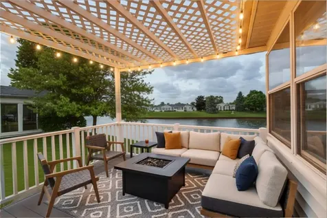 1815 Paddock Court Grayslake IL 60030