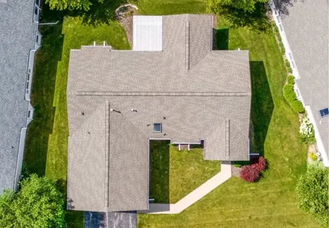 1815 Paddock Court Grayslake IL 60030