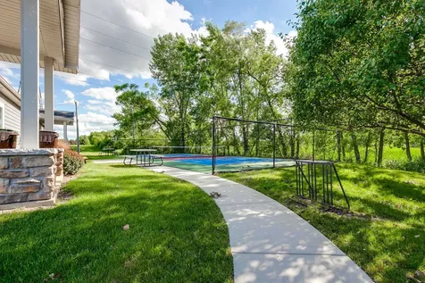 1815 Paddock Court Grayslake IL 60030