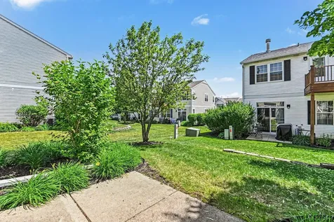 3103 Falling Waters Lane Lindenhurst IL 60046