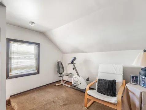 4550 North Kildare Avenue Chicago IL 60630