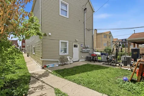5402 West 23rd Street Cicero IL 60804