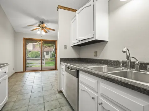 4685 High Point Drive Rockford IL 61114