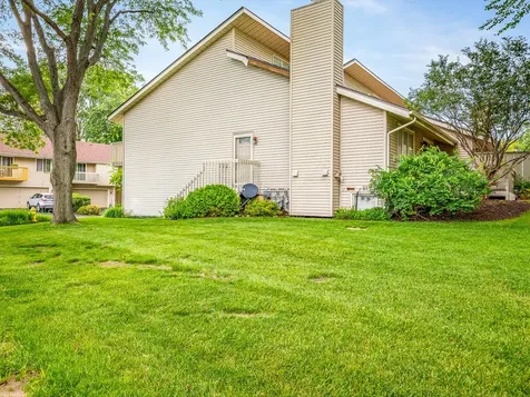 4685 High Point Drive Rockford IL 61114