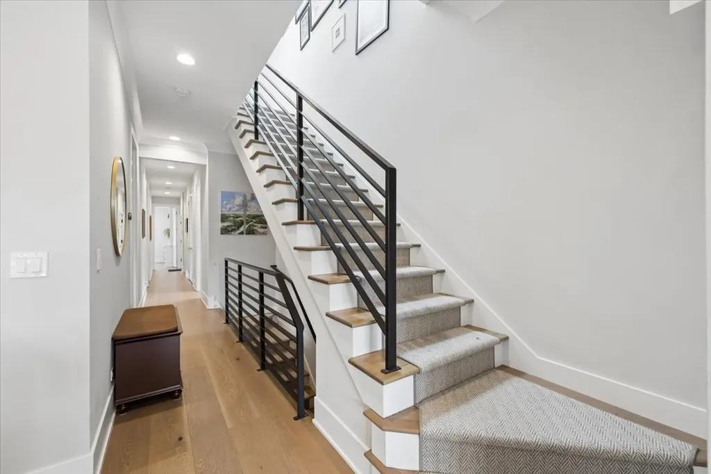 3929 North Greenview Avenue Chicago IL 60613