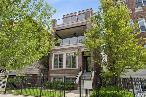 3929 North Greenview Avenue Chicago IL 60613