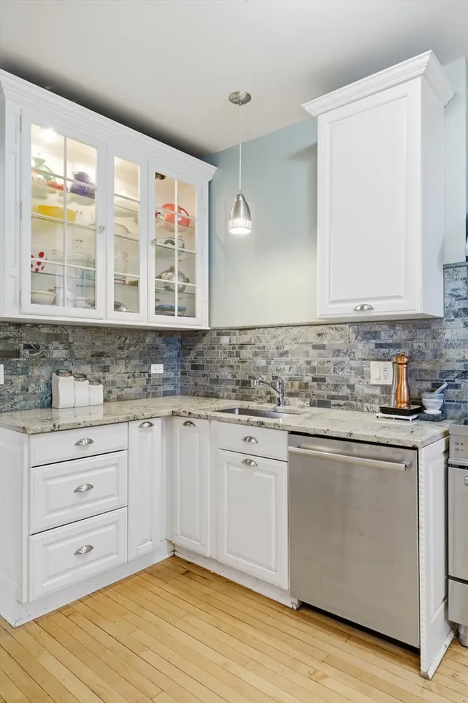 1512 West Jonquil Terrace Chicago IL 60626