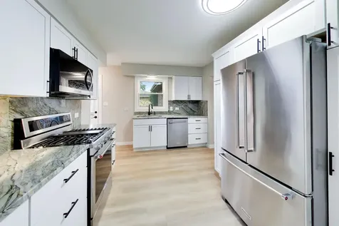 641 Lee Drive Crystal Lake IL 60014