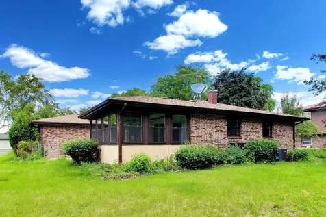 641 Lee Drive Crystal Lake IL 60014