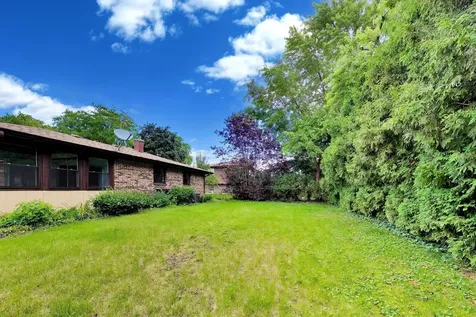 641 Lee Drive Crystal Lake IL 60014