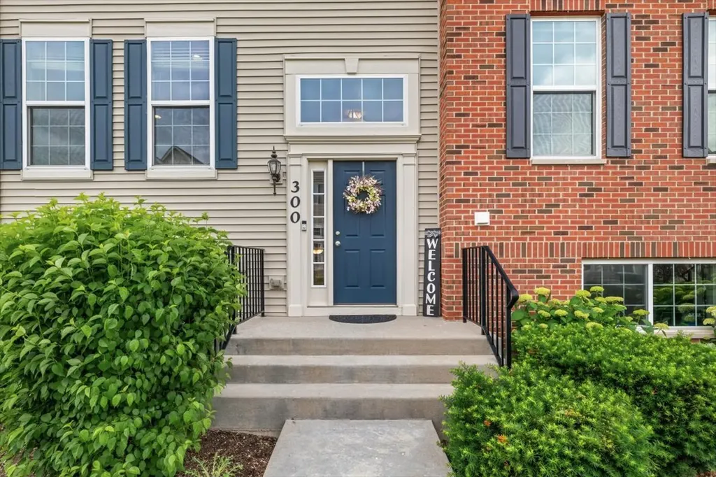 300 Lionel Drive Grayslake IL 60030
