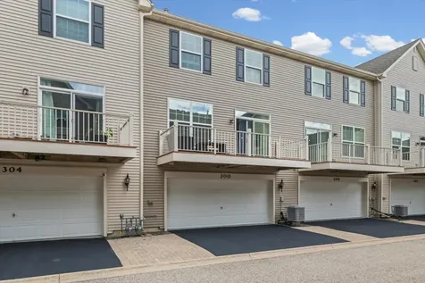 300 Lionel Drive Grayslake IL 60030