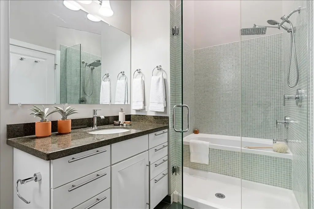 2065 North Kedzie Avenue Chicago IL 60647