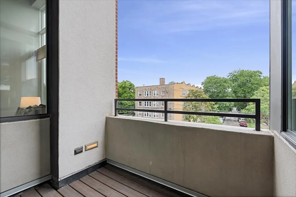 2065 North Kedzie Avenue Chicago IL 60647