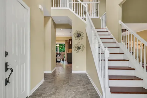 1211 Laurel Lane Gurnee IL 60031