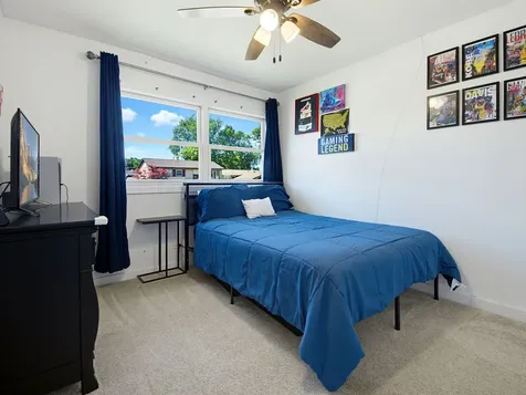 626 Debra Drive Des Plaines IL 60016