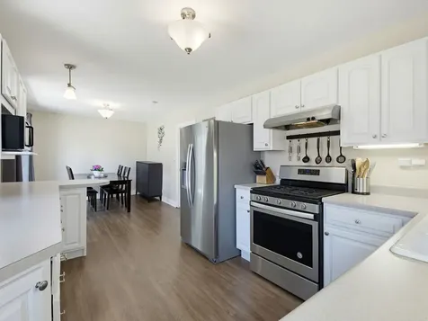 626 Debra Drive Des Plaines IL 60016
