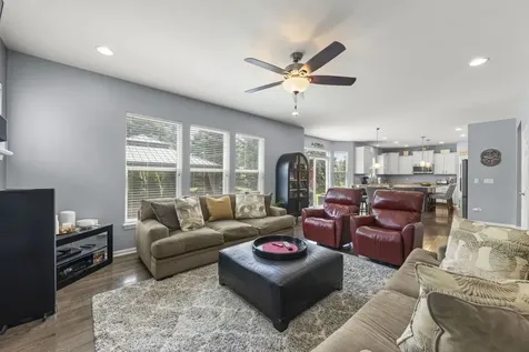 204 Julep Avenue Oswego IL 60543