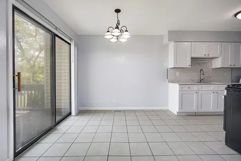 7557 Bristol Lane Hanover Park IL 60133