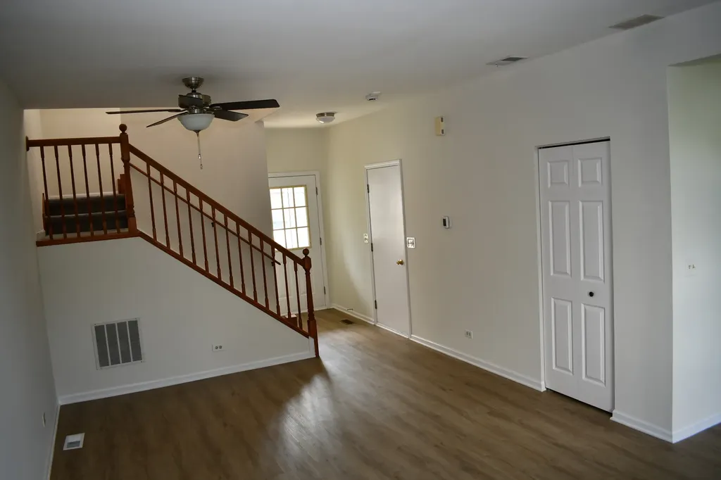 1211 Arapaho Court Naperville IL 60540